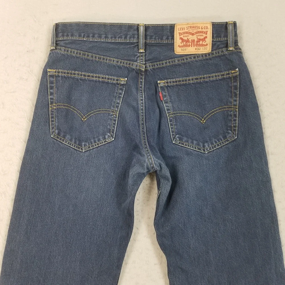 Levi's Jeans Mens 32x32 Blue 505 Straight Leg Dark Wash 100% Cotton Denim